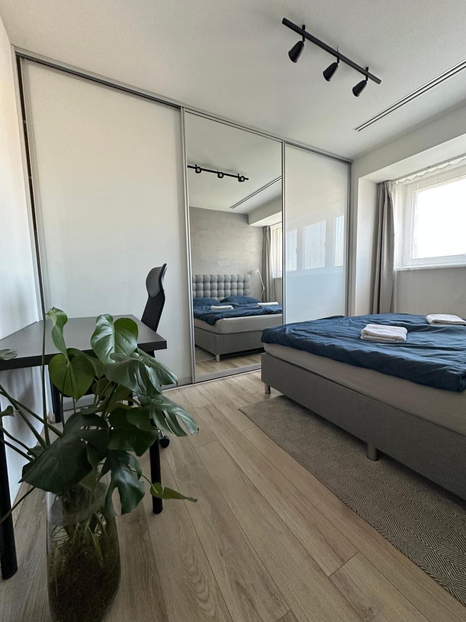 ブラチスラヴァUrban Zenhouse No.2 - Breakfast Includedアパートメント エクステリア 写真